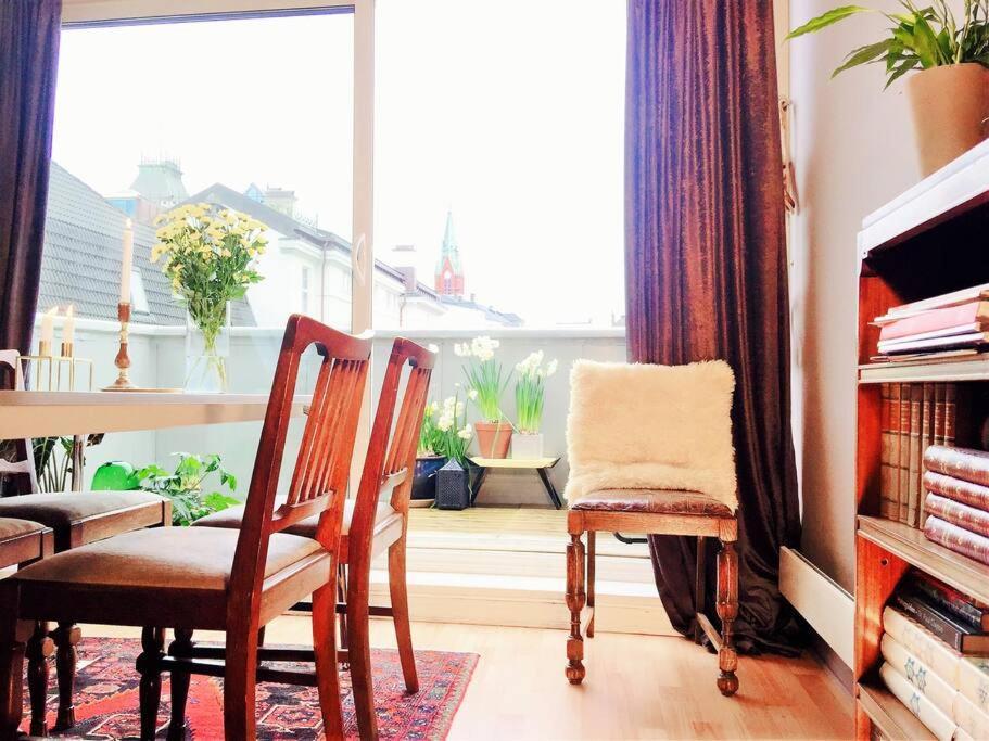 Central 2Br With Balconies And Art In Historical University Area Bergen Exterior photo